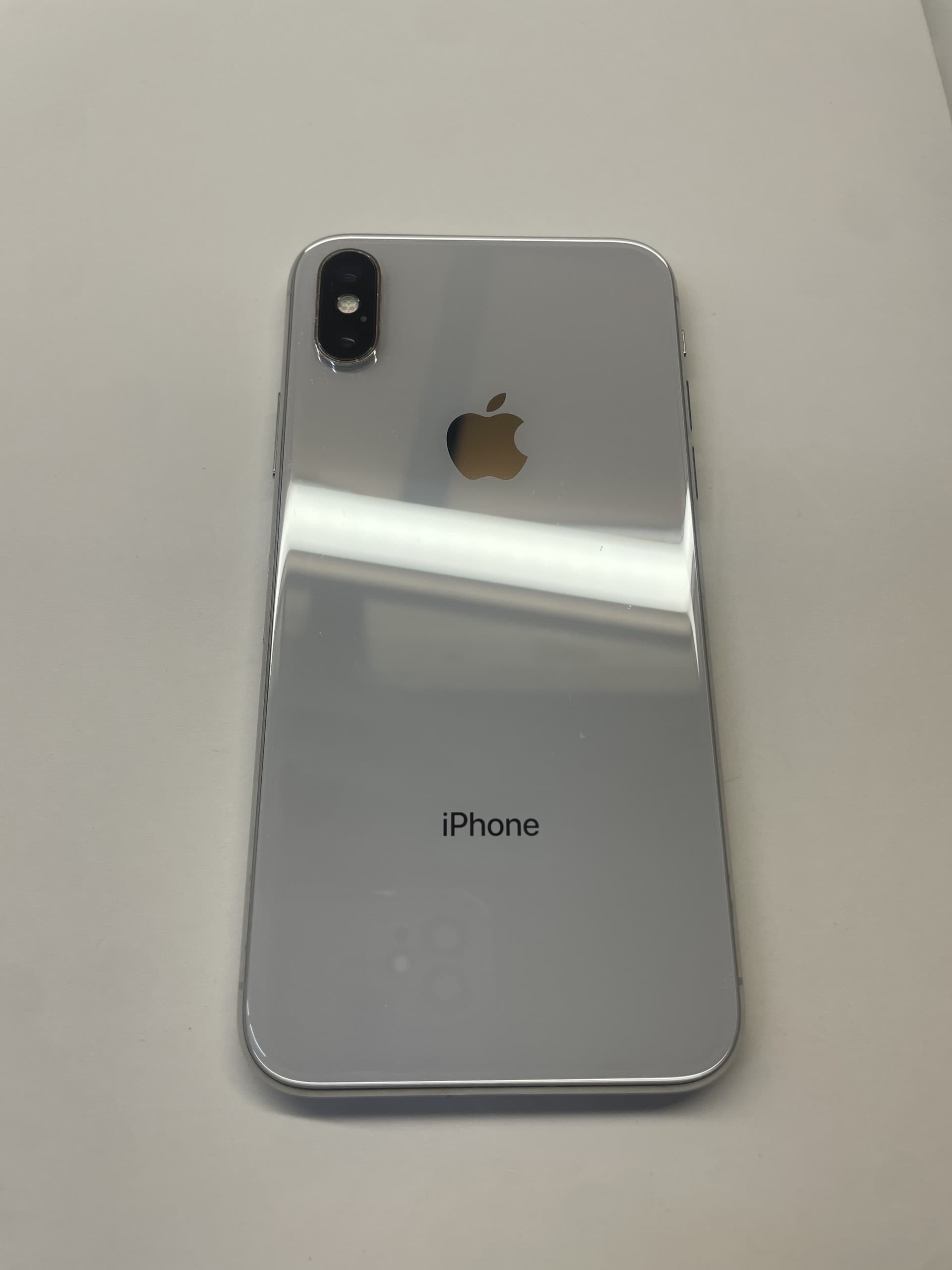 Apple iPhone X 64GB Silver